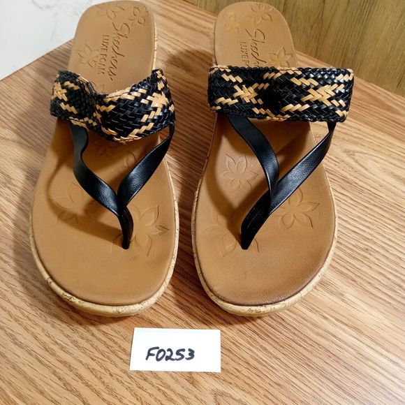 Skechers Luxe Foam Wedge Sandals Womens Sz 11 EU 41 Thong Slip On 38533 - Picture 16 of 16